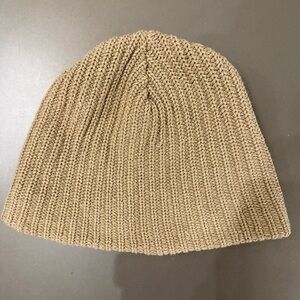 3/$10 🛒🛍️ Urban Outfitters UO Cream Creme Tan Knit Beanie